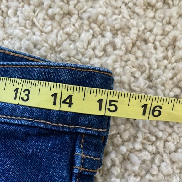 Hollister dark wash skinny jeans. Size 5R - Picture 11 of 11